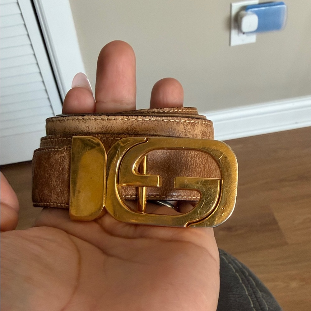 Gold Gucci vintage belt
